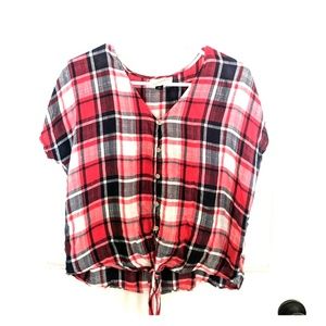 Plaid short sleeve shirt with tie
